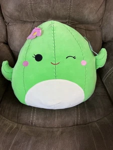 Peluche Squishmallow MARITZA The CACTUS 16", cactus verde, flor rosa grande - Imagen 1 de 3