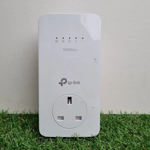 TP-Link TL-WPA8630P AV1300 Gigabit Passthrough  Powerline ac WiFi Add-on adapter - Afbeelding 1 van 5