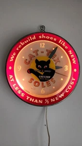 Vintage Cats Paw Cat Tex Soles Lighted Advertising Clock - Picture 1 of 16