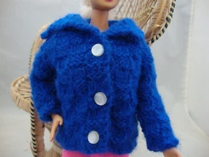 Vestiti bambola maglione lavorato a mano blu royal adatto 11,5" fashion doll come Barbie - Foto 1 di 2