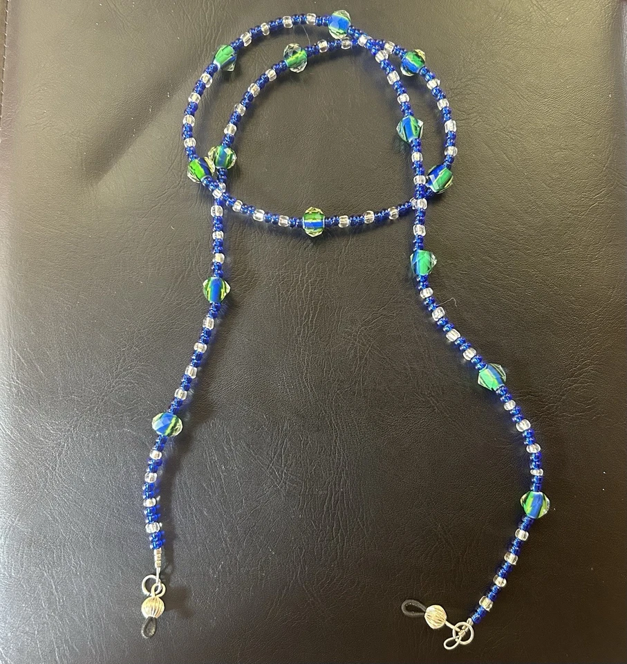 Cadena de vasos con cuentas de vidrio azul y verde para lectores o uso diario Foto 1 de 1