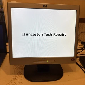 HP 1502 / L1502 15" XGA LCD Monitor - VGA - Picture 1 of 5