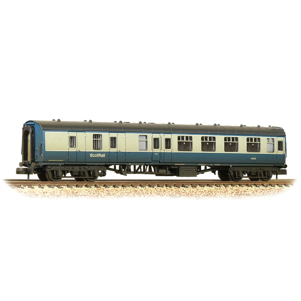 Graham Farish 374-197 N Gauge BR Mk1 Brake Second Corridor BSK Blue & Grey Scotr - Image 1 of 1