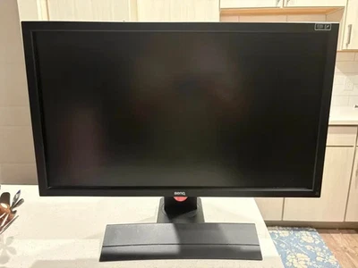 computer monitor Benq, 1920 x 1080, 144hz, Adjustable height. - Image 1 of 4