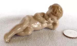 NAO liegendes BABY JUNGE CHRIST LLADRO Daisa FIGUR Porzellan im Ruhestand 3,75 Zoll - Bild 1 von 4