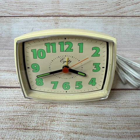 Vintage Equity Electric Analog Nightstand Table Yellow Clock ***Broken Alarm Cover