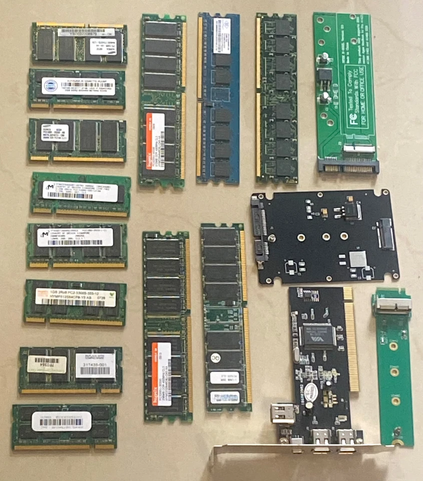 13 APPLE computers memmory - 256 and 512 MB and some extra parts (4) - Image 1 of 1