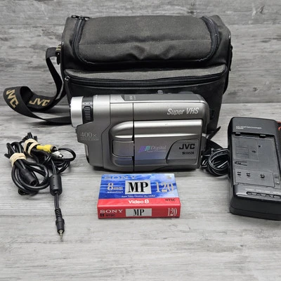 JVC GR-SXM720U Super VHS Camcorder PARTS REPAIR UNTESTED NO BATTERY - Image 1 of 4