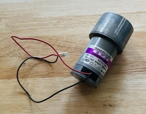 SPG - P/N: RS44AWLD-A08 - DC Gearhead Motor, Ratio: 1/38.3, 130-RPM 12V - Picture 1 of 2