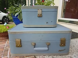 Vintage Large Luggage Lady Baltimore Light Blue Suitcase 21"x18" and Train Case - Picture 1 of 23