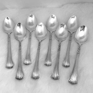 Oneida FLORAL QUEEN Stainless Set Of 8 Dinner Spoons 1881 Rogers Ltd Flatware - Picture 1 of 5
