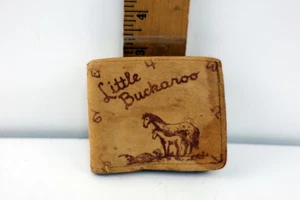 Vintage Buckskin Leder Bi-Fold Kinder Geldbörse "Little Buckaroo" Western Motiv - Bild 1 von 5