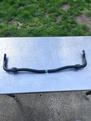 Barra estabilizadora delantera 2018 Dodge Challenger Hellcat SRT 68235661AC fabricante de equipos originales Foto 1 de 4