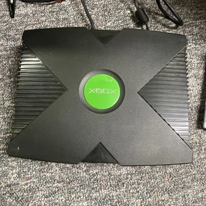 Microsoft Original OG Xbox - Tested & Working with controller and chords - Picture 1 of 6