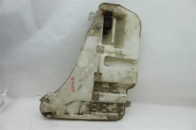 WINDSHIELD WASHER FLUID RESERVOIR BOTTLE 528i 535i 535i Gt 550i 09-17 1044259 - Image 1 of 2