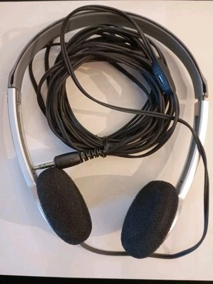 Sony Cuffie estensibili - Volume Regolabile - con filo di 5 metri - Immagine 1 di 2