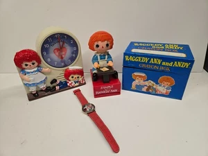 Vintage Raggedy Ann & Raggedy Andy I Love You Uhr Hefter & Buntstift Box - Bild 1 von 22