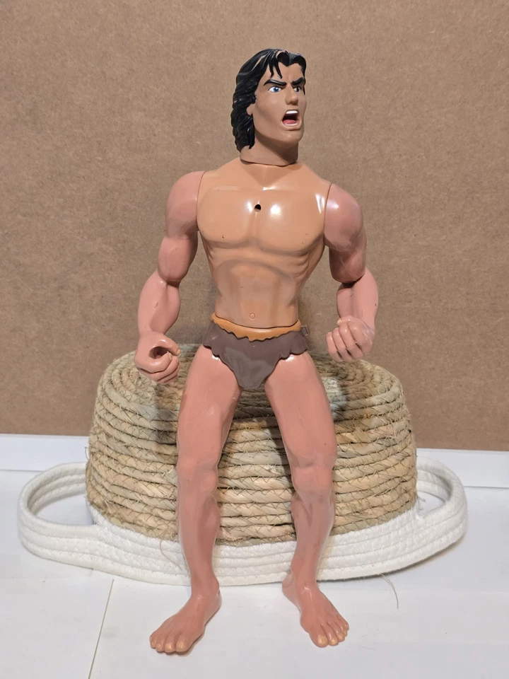Tarzan Epic Adventures Lord of the Jungle Trendmasters 1995 grita en voz alta posable Foto 1 de 4