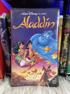 Aladdin VHS Kassette versiegelt sehr selten schwarz Clamshell Rarität Disney Sammlerstücke - Bild 1 von 6