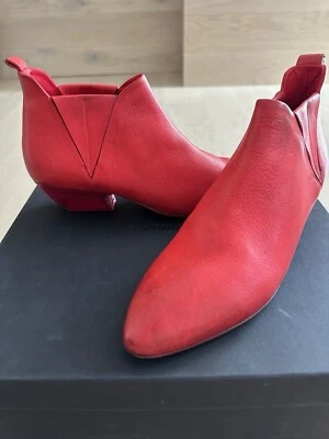 Botas femininas Marsell de couro vermelho feitas na Itália tamanho 38 EUA 8 novas - Imagem 1 de 4