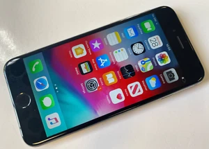 Apple iPhone 6 (A1586) Smartphone - Unlocked - Space Grey 16GB 4G - Afbeelding 1 van 8