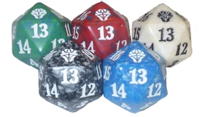 Life Counter ~ Dominaria United ~ Set of 5 Spindown D20 Dice - Picture 1 of 1