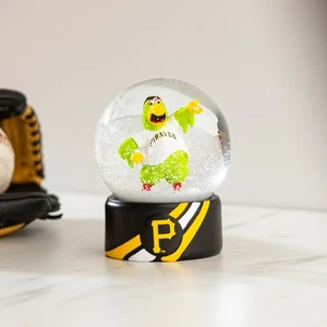 Pittsburgh Pirates Water Globe - Picture 1 of 2
