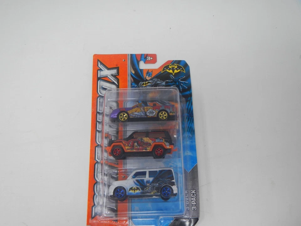 Matchbox Batman 3 pack w/ Jeep - Image 1 of 4