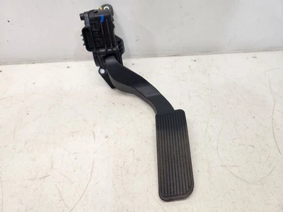 2010 GMC Sierra 1500 (5.3L / AT / 4x4) Accelerator Pedal - DBW / Drive By Wire - Image 1 of 4