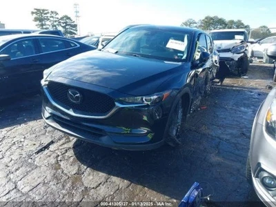 Chasis ECM Network Gateway debajo del tablero derecho compatible con 21-23 MAZDA CX-5 4797707 Foto 1 de 4