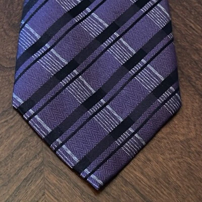 Claiborne Purple Black 100% Silk Men’s Neck Tie Made In China - Image 1 of 4