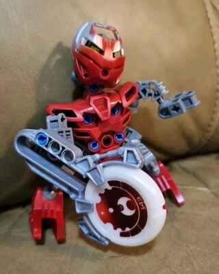 LEGO BIONICLE - Matoran of Metru Nui - 8607 - Nuhrii - Image 1 of 4