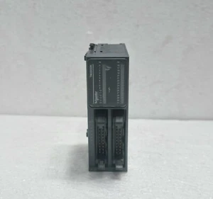 Schneider Electric TM3DI32K Modicon Input Module - Picture 1 of 8