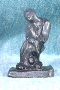 Escultura de plomo. Mujer sentada. Escuela Rodin. Lead sculpture. Seated woman. - Imagen 1 de 7