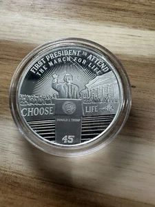 TRUMP 1 Oz Silver Round .999 MAGA - The March For Life 2021 ( Scratched Case ) - Picture 1 of 2