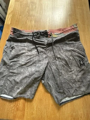 Volcom Gray Board Shorts Mens XL - Image 1 of 4