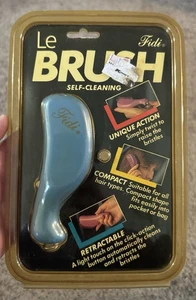 Le Brush Mini Retractable Brush Fidi Self Cleaning Original Package Purse Size - Picture 1 of 4