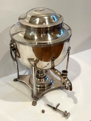 Urna Samovar antiga inglesa placa de prata com pés de garra marcados judaica - Imagem 1 de 4