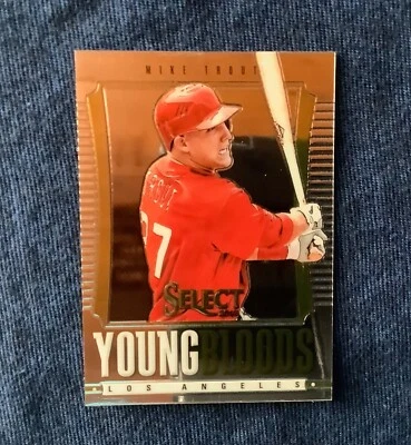 2013 PANINI SELECT MIKE TROUT YOUNGBLOODS #YB2 SILVER PRIZM REFRACTOR CARD MINT - Image 1 of 3