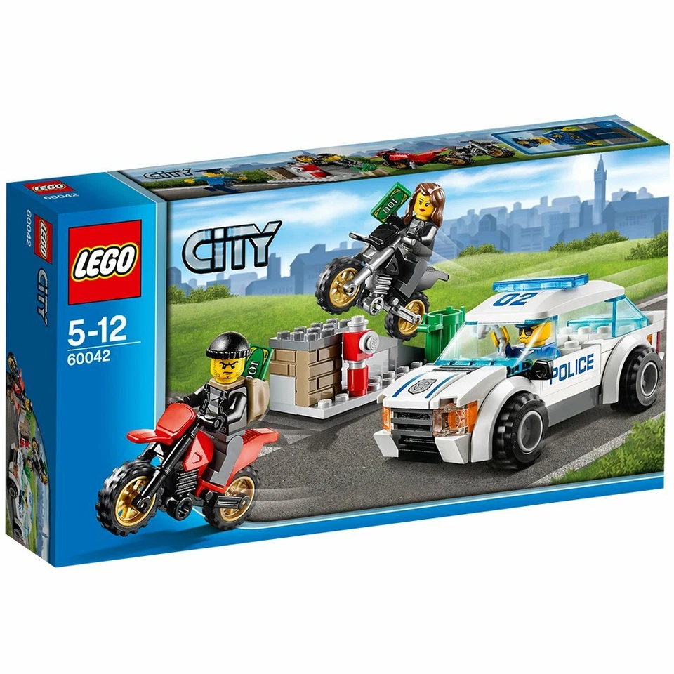 Lego City Town 60042 HIGH SPEED POLICE CHASE Robber Motorbike Car Crook NIB - Image 1 of 4