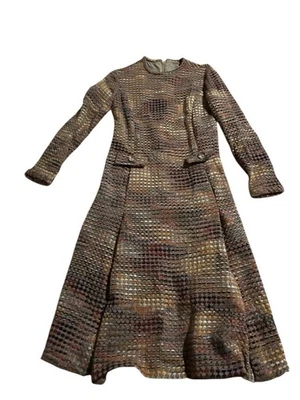 Винтажный 60-70-х текстурированный многоцветный желтовато-коричневый ручной работы платье размер маленький? Трапециевидный - Изображение 1 из 4