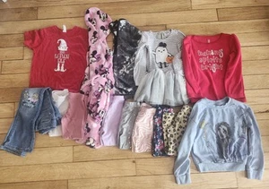 Girls 4T Bundle Clothes - Picture 1 of 1