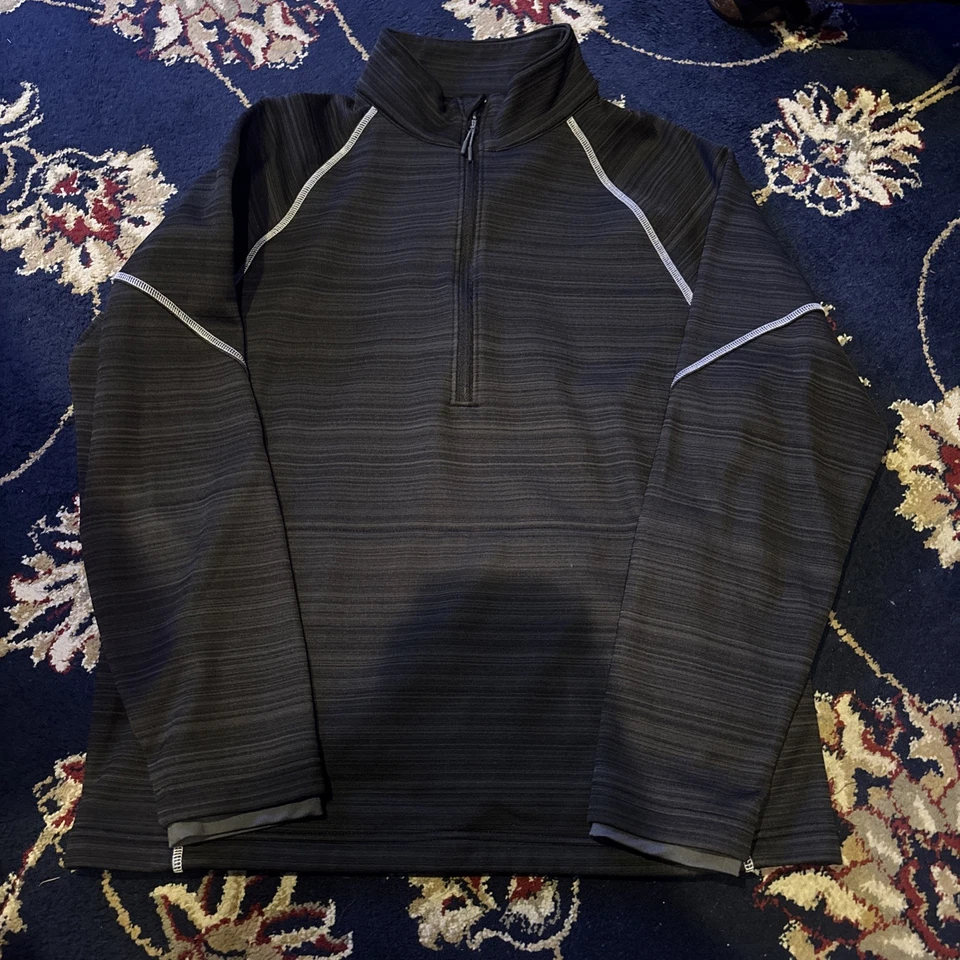 Jaqueta Holloway preta média (100% poliéster) - Imagem 1 de 1