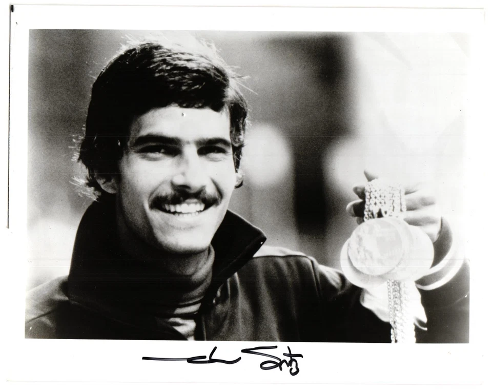 Medalhas de retenção 8x10 assinadas pelo campeão olímpico Mark Spitz - Imagem 1 de 1