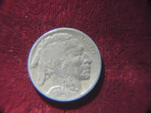1934 D Buffalo Nickel - Picture 1 of 2