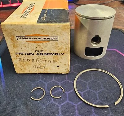 Conjunto de pistón original Harley Davidson nuevo en stock 1970-1973 Baja MSR 100 22050-70M Foto 1 de 4
