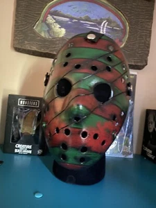 Máscara personalizada pintada a mano con suéter Freddy Jason Voorhees - Imagen 1 de 11
