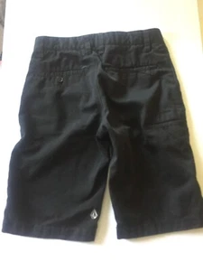 Preowned Volcom Corpo Class Boys Shorts Size 25 x 10 - Picture 1 of 3