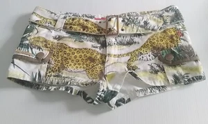 Tigerlily Womens White Safari Print Hot Pants With Belt Size 8 - Picture 1 of 10