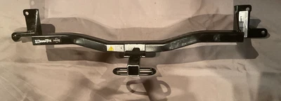 Enganche de remolque Draw-Tite 24971 para Toyota Prius C 2012-2019 Foto 1 de 4